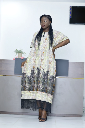 Longue robe en pagne