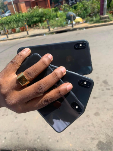 IPHONE X