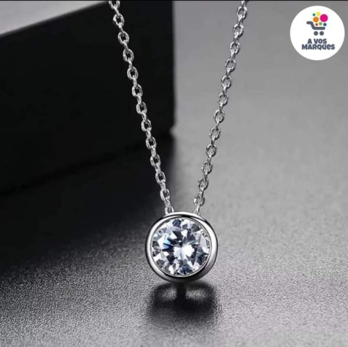 Bijou pour Femme avec médaille scintillante en zircon