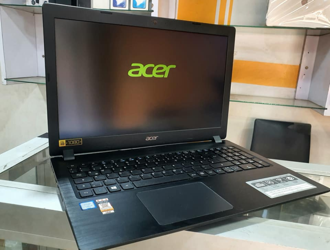 Ordinateur Portable Ultra Slim
