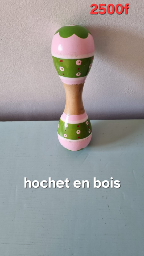 Hochet de bois