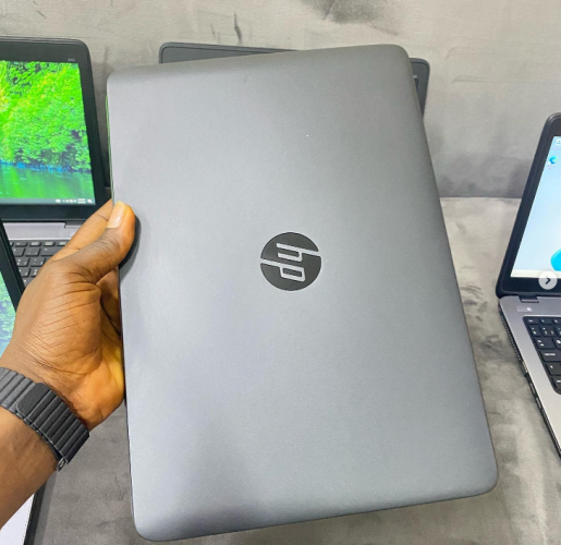HP TACTILE PROFESSIONNEL CORE I5