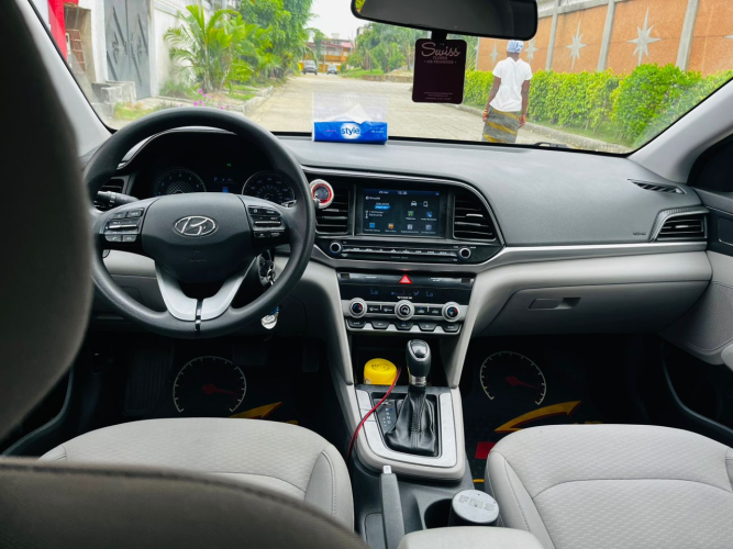 HYUNDAI ELANTRA 2020