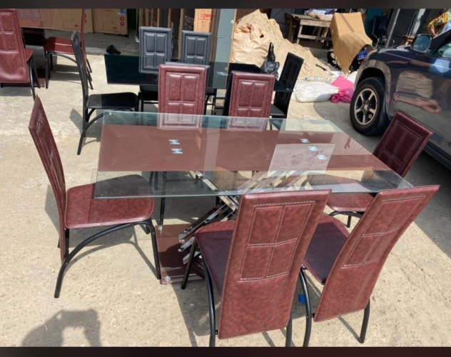 Table à manger vitrée + 06 chaises - Couleur marron