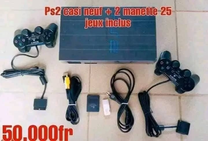 Ps2 Slim et Fat Quasi Neuve (2 manettes + 20 jeux)