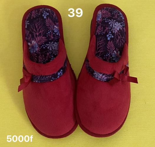 Pantoufles Rouges P39