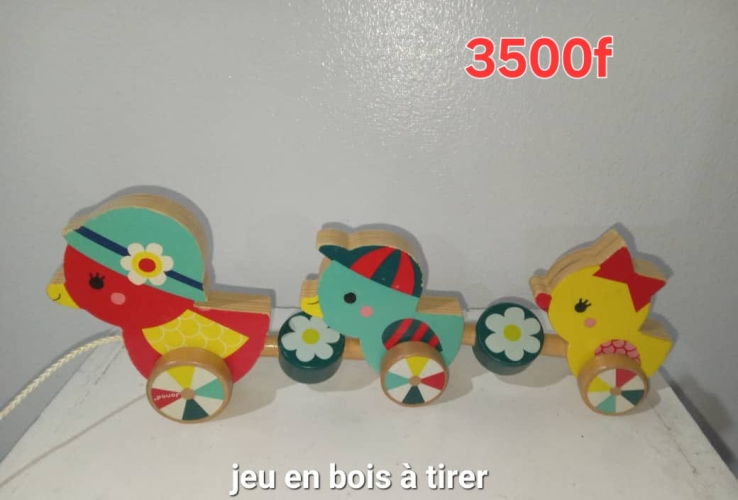 Jeu en bois à tirer